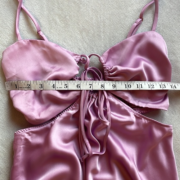 NEW REVOLVE Codie Cut Out Show me Your MuMu Dress in Lilac Medium - Picture 12 of 13